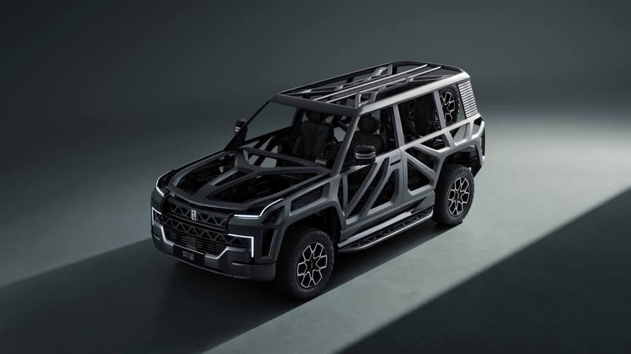 广州305仰望U8硬派越野的科技魅力，国能汽车对传统燃油车市场的冲击